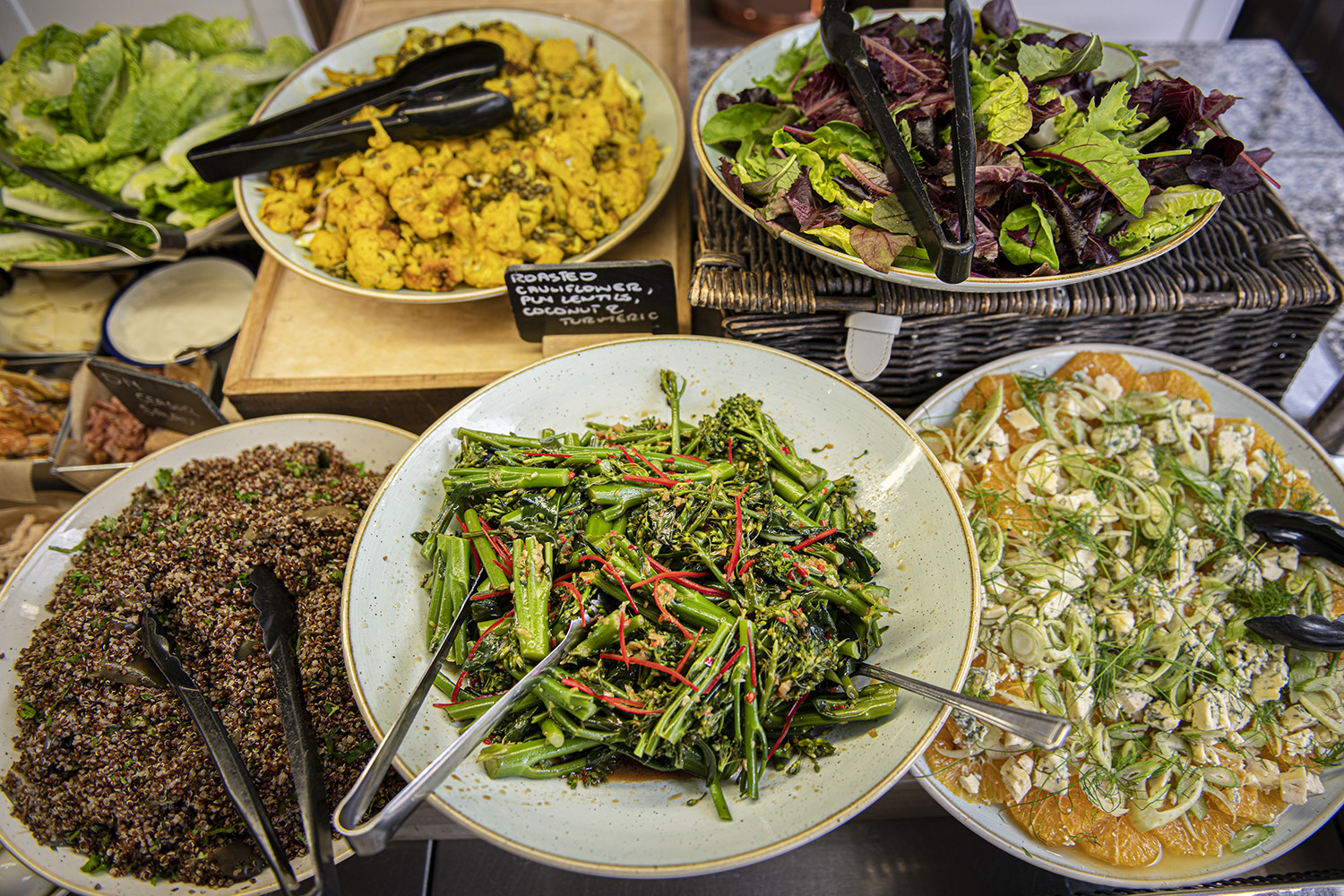 /files/buffet-salad-bar-1.jpg