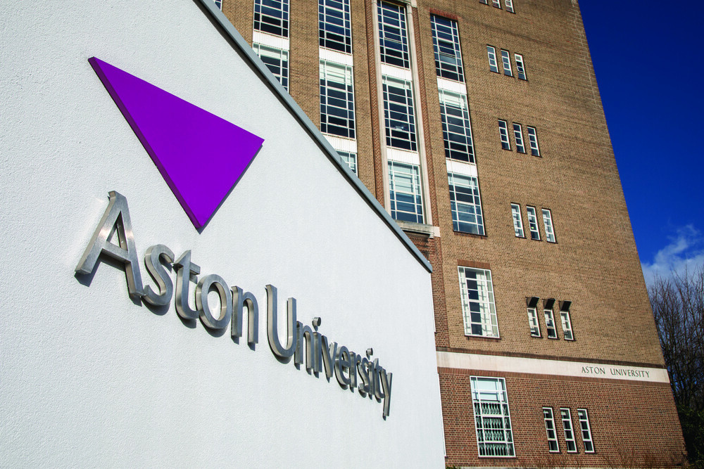 /files/campus-exterior-035.jpg